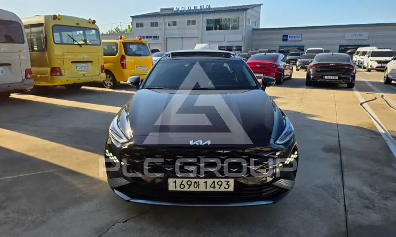 2023 KIA K8