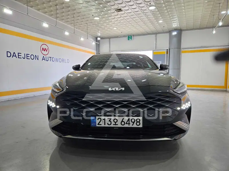 2023 KIA K8