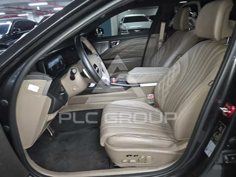 2023 KIA K8