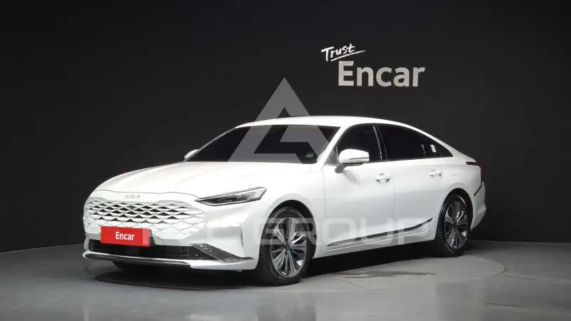 2023 KIA K8