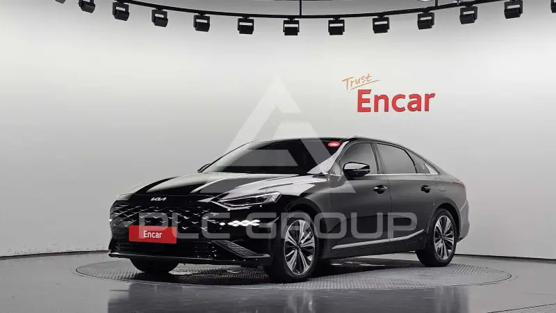 2023 KIA K8
