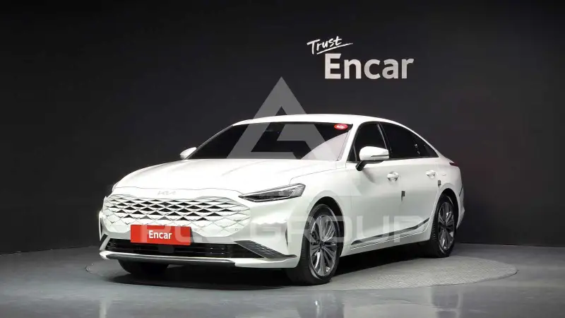 2023 KIA K8