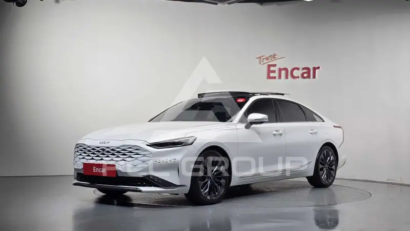 2023 KIA K8