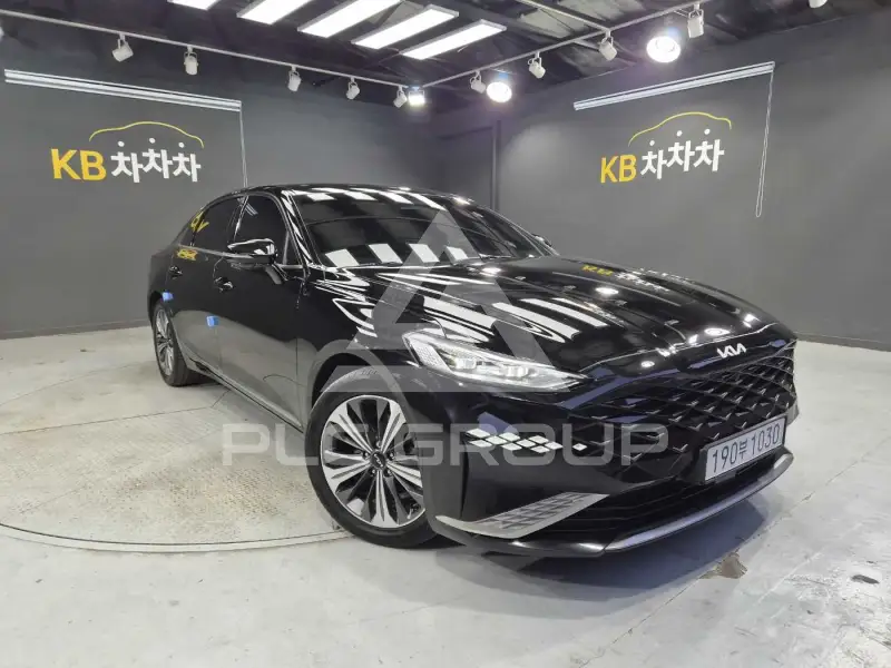 2023 KIA K8