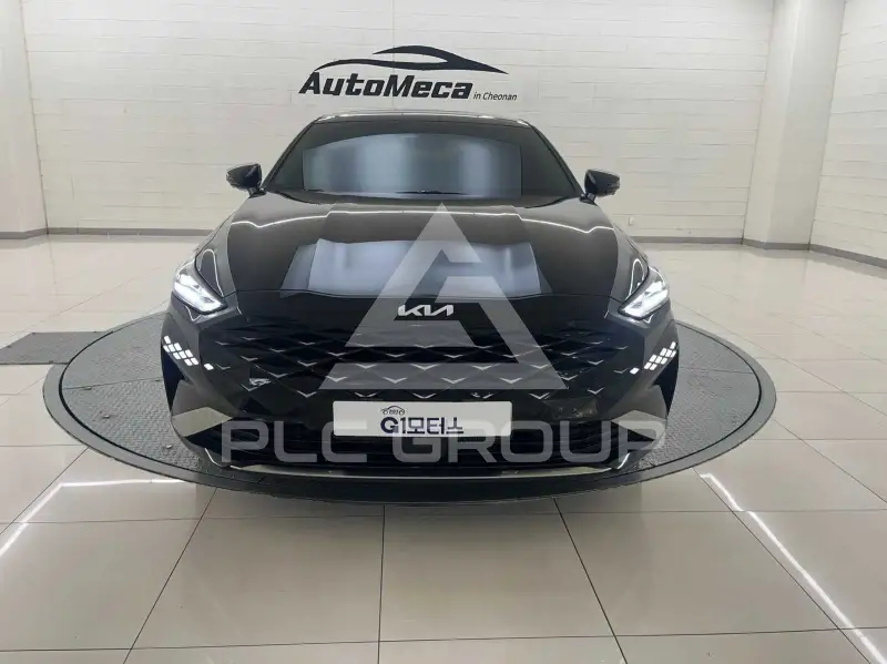 2023 KIA K8