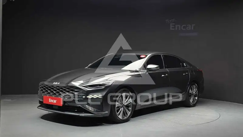 2023 KIA K8