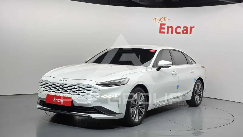 2023 KIA K8