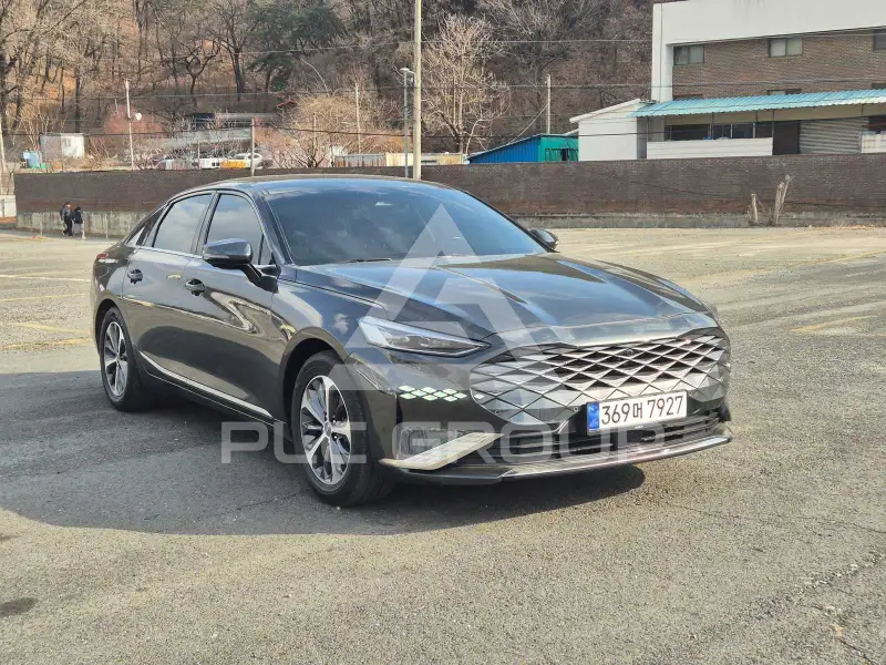 2023 KIA K8