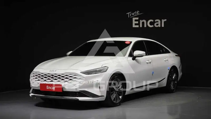 2023 KIA K8