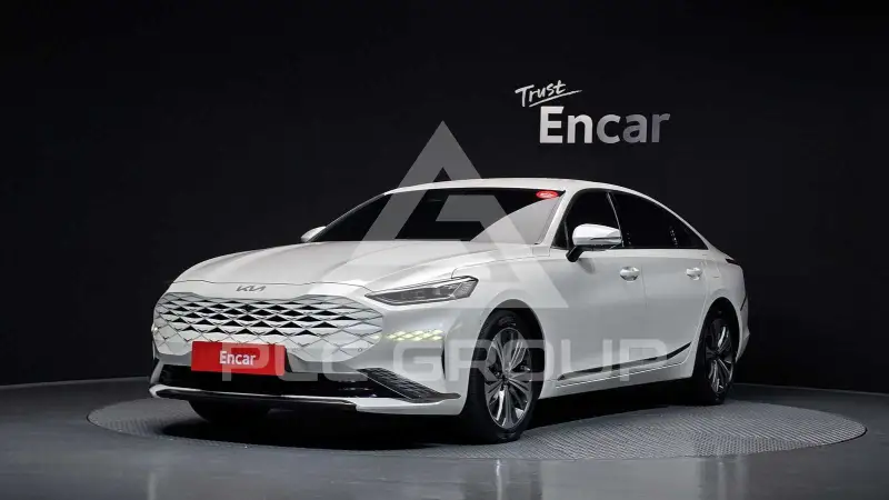 2023 KIA K8