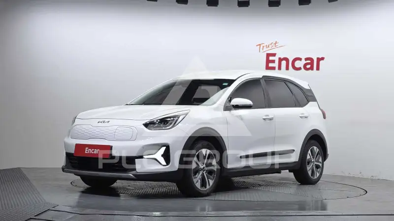 2023 KIA Niro