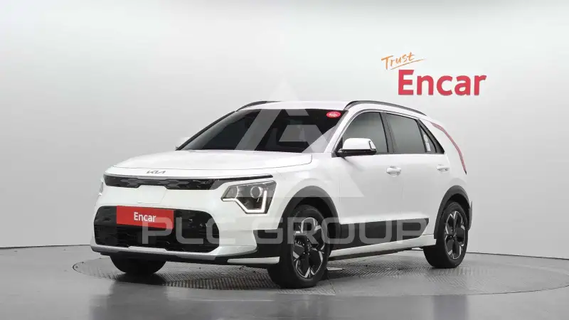 2023 KIA Niro