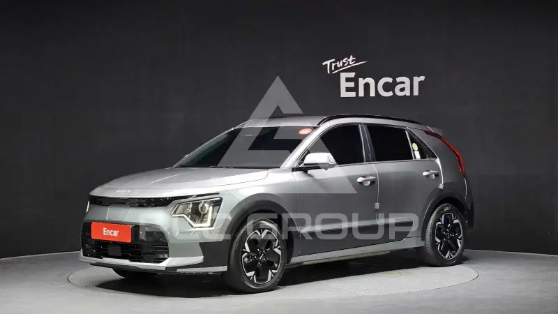 2023 KIA Niro