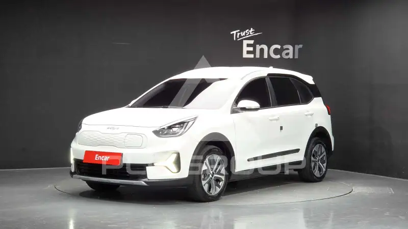 2023 KIA Niro