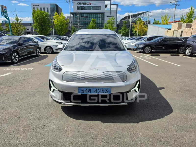 2023 KIA Niro