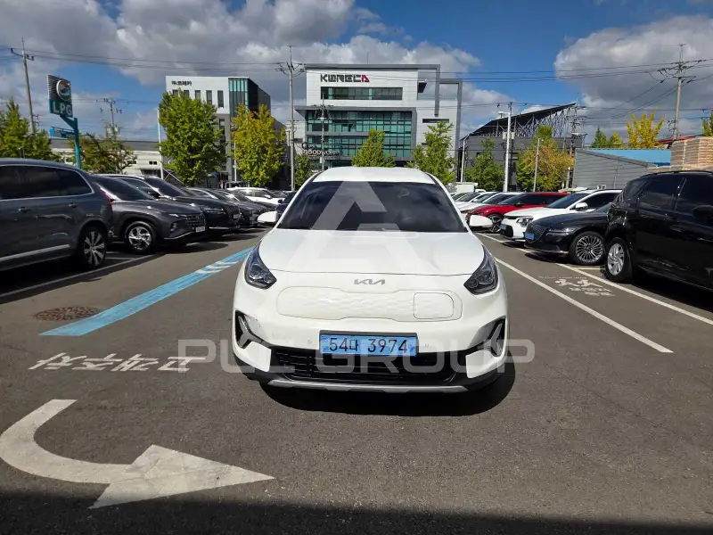 2023 KIA Niro