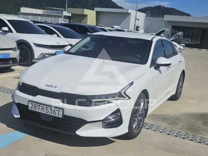 2023 KIA K5