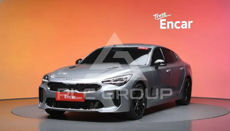 2023 KIA Stinger