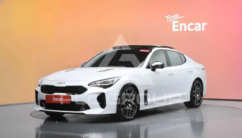 2023 KIA Stinger