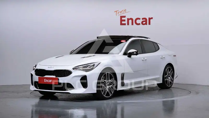 2023 KIA Stinger