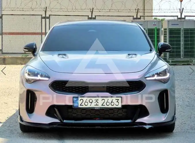 2023 KIA Stinger