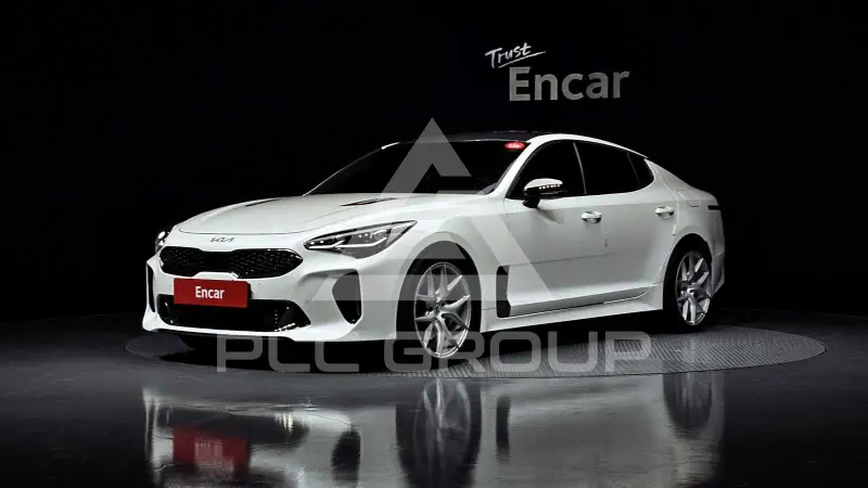 2023 KIA Stinger