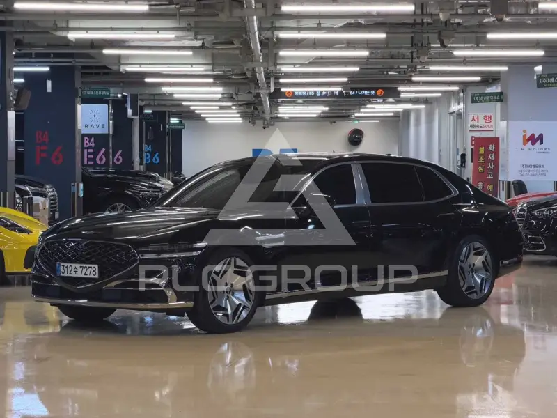 2023 Genesis G90