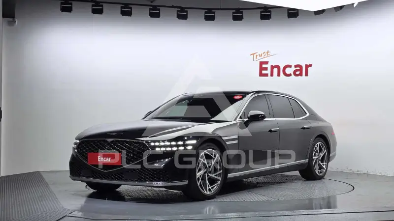 2023 Genesis G90