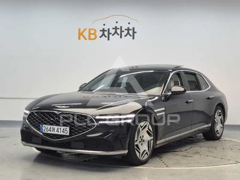 2023 Genesis G90