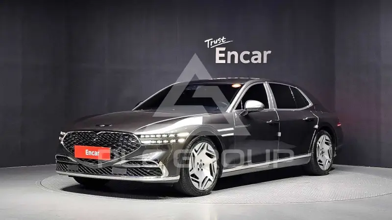 2023 Genesis G90