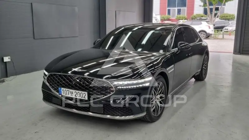 2023 Genesis G90