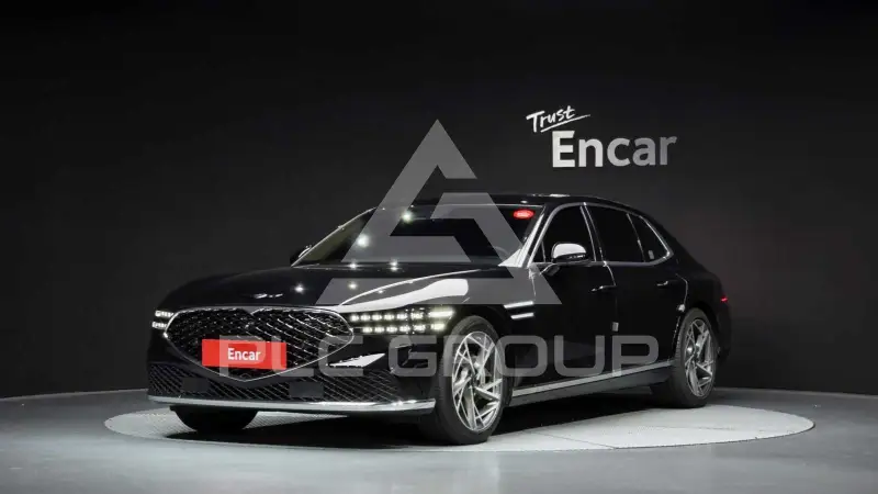 2023 Genesis G90