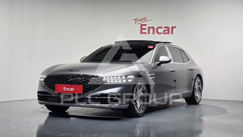 2023 Genesis G90