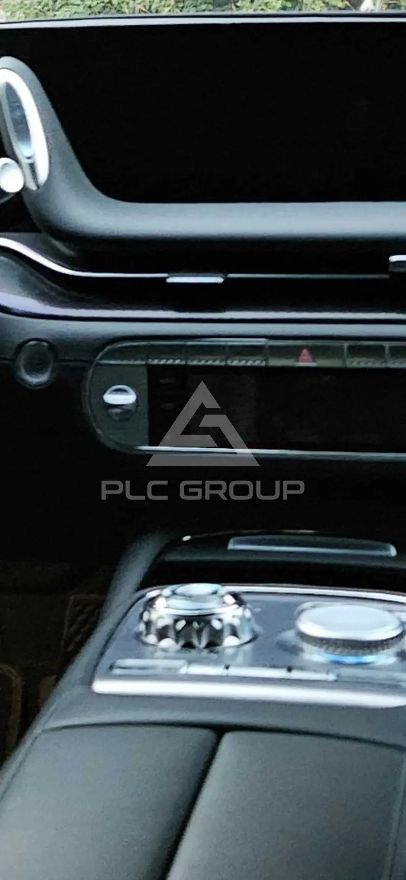 2023 Genesis G90