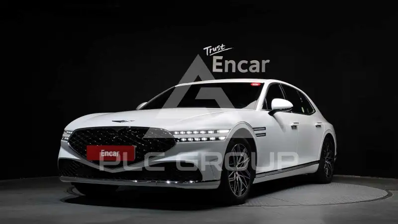 2023 Genesis G90