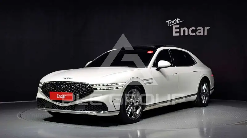 2023 Genesis G90