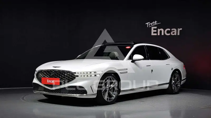 2023 Genesis G90