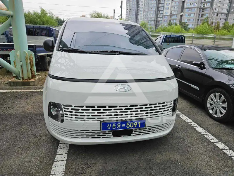 2023 Hyundai Staria