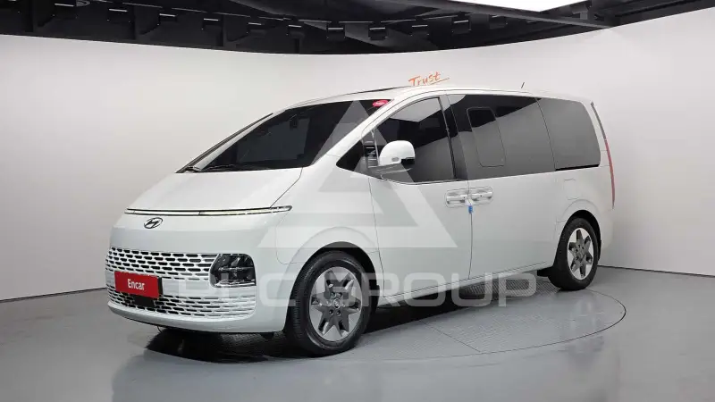 2023 Hyundai Staria