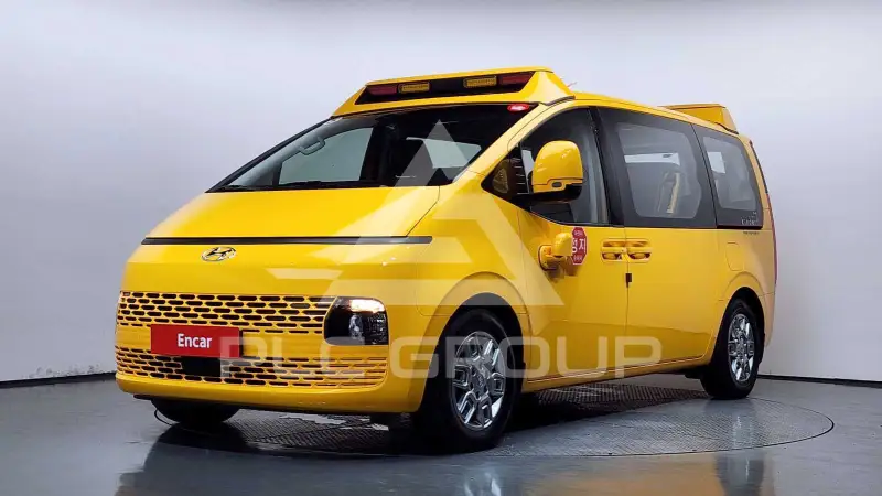 2023 Hyundai Staria