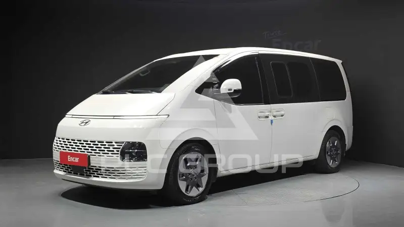 2023 Hyundai Staria