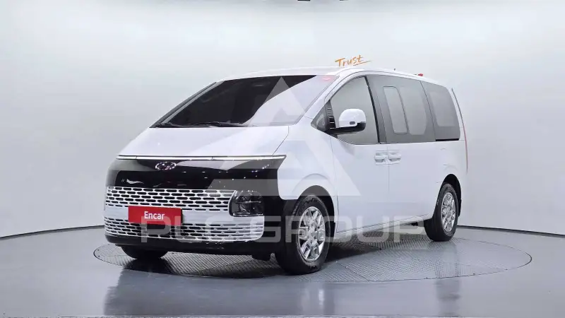 2023 Hyundai Staria