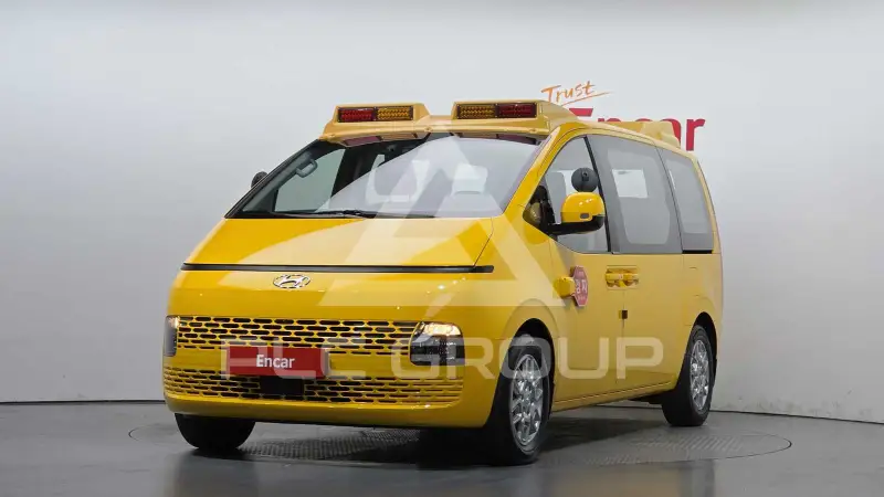 2023 Hyundai Staria