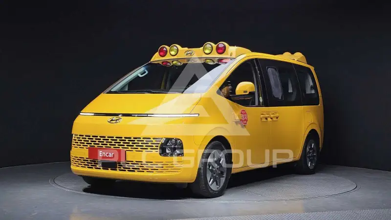 2023 Hyundai Staria