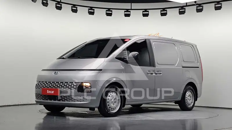 2023 Hyundai Staria