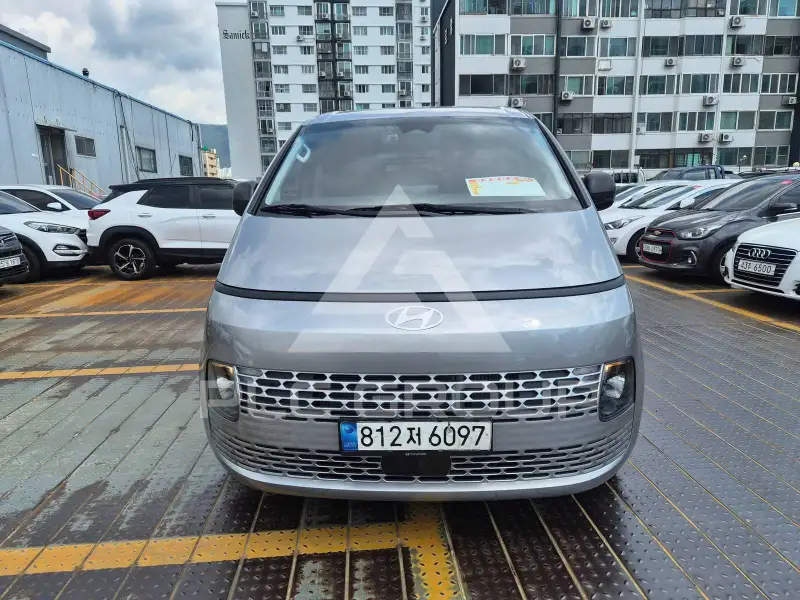 2023 Hyundai Staria