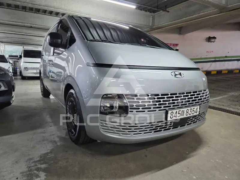 2023 Hyundai Staria