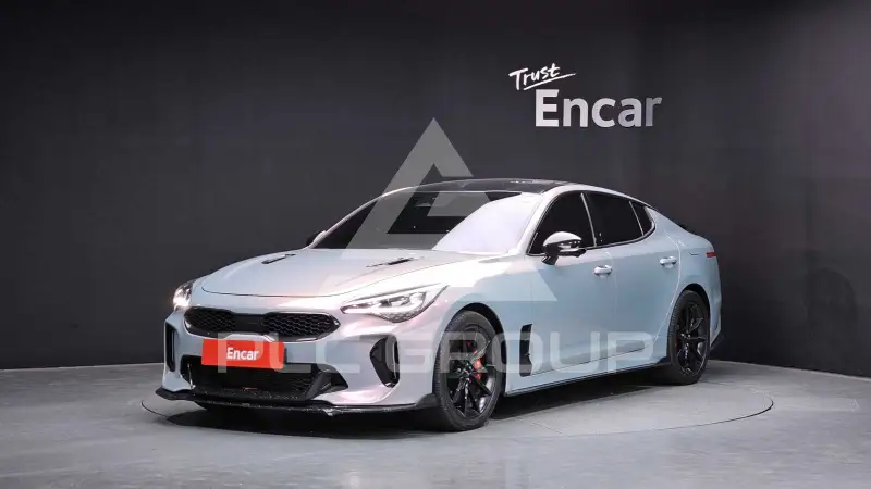 2023 KIA Stinger