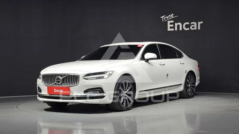 2023 Volvo S90