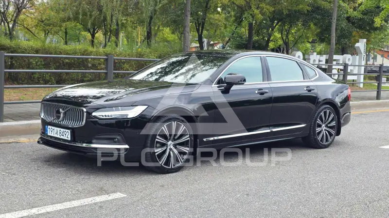 2023 Volvo S90
